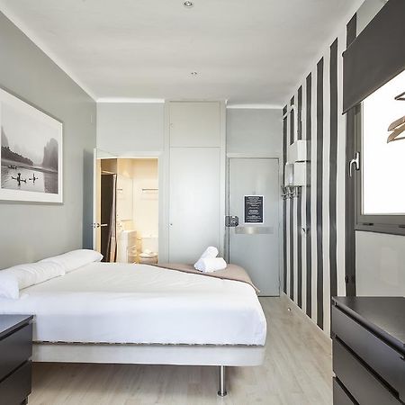 Fira Apartments By Gaiarooms Barcelona Room photo