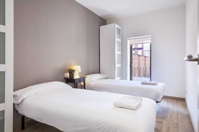Fira Apartments By Gaiarooms Barcelona Exterior photo