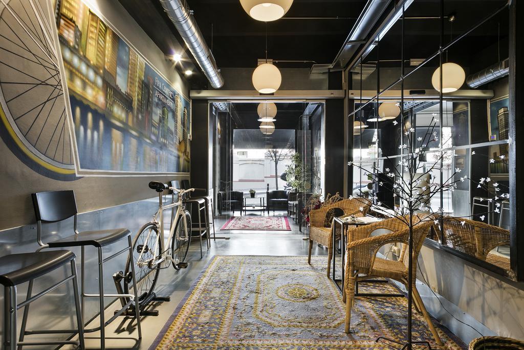 Fira Apartments By Gaiarooms Barcelona Exterior photo