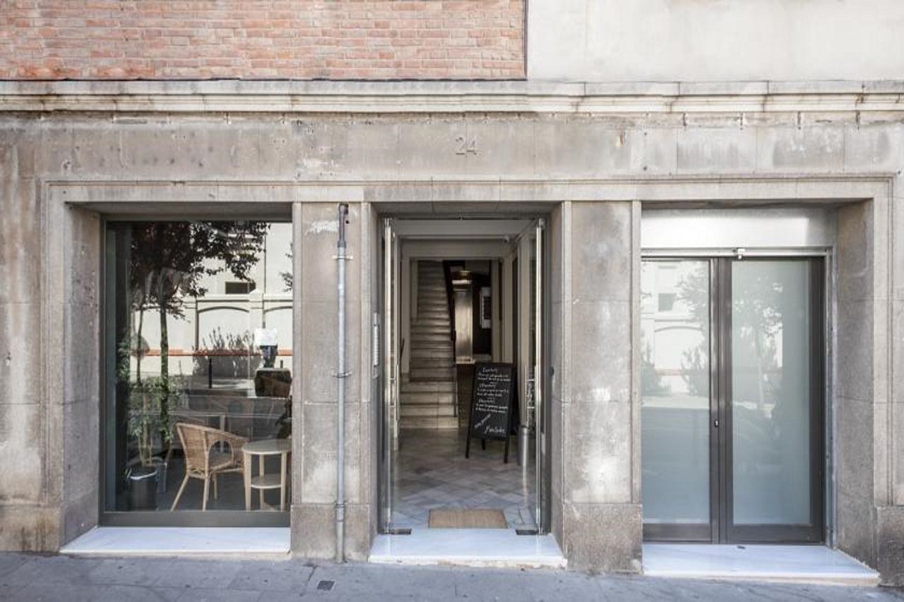 Fira Apartments By Gaiarooms Barcelona Exterior photo
